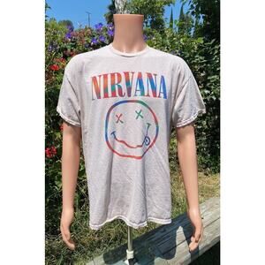 Nirvana Smiley Face Rainbow Cream Beige T Shirt Mens Size L